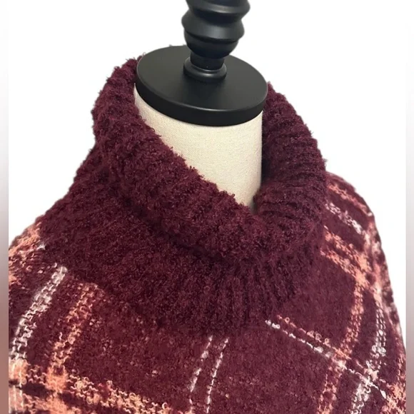 NWT BURGUNDY PINK & WHITE PULL OVER COWL NECK PONCHO SHAWL CAPE COVER UP - Picture 6 of 7